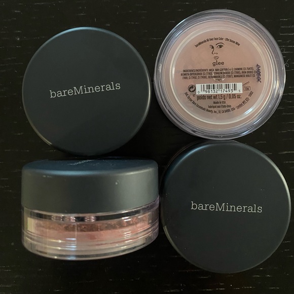 Bare Minerals loose powder blush in Glee. - Picture 3 of 3